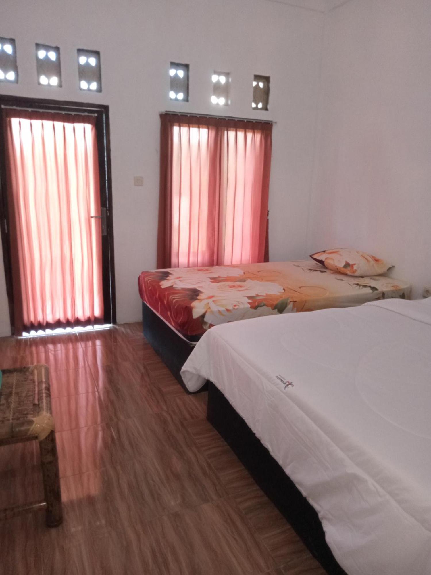 Ramdan Homestay Kuta  Habitación foto